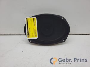 Gebruikte Speaker Dodge Caliber 1.8 16V Prijs € 15,00 Margeregeling aangeboden door Autorec. Gebr. Prins b.v.