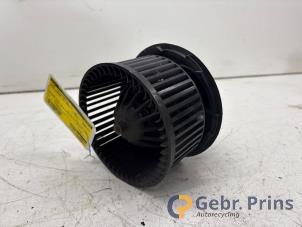 Gebruikte Kachel Ventilatiemotor Dacia Sandero I (BS) 1.4 Prijs € 25,00 Margeregeling aangeboden door Autorec. Gebr. Prins b.v.