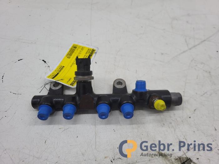 Gebruikte Verstuiver brug Mercedes A (177.0) 1.5 A-180d Prijs € 100,00 Margeregeling aangeboden door Autorec. Gebr. Prins b.v.