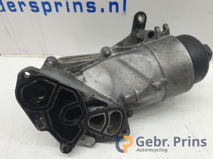 Gebruikte Oliefilterhuis Citroen Berlingo 1.6 Hdi 75 Prijs € 36,30 Inclusief btw aangeboden door Autorec. Gebr. Prins b.v.