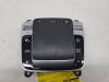Mercedes-Benz A (177.0) 1.5 A-180d Bedieningspaneel Multi Media