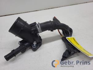 Gebruikte EGR Buis Mercedes A (177.0) 1.5 A-180d Prijs € 30,00 Margeregeling aangeboden door Autorec. Gebr. Prins b.v.