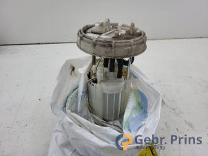 Gebruikte Brandstofpomp Elektrisch Opel Corsa D 1.2 16V Prijs € 40,00 Margeregeling aangeboden door Autorec. Gebr. Prins b.v.