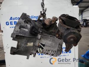 Gebruikte Versnellingsbak Ford Transit 2.0 TDdi 16V 260S Prijs € 300,00 Margeregeling aangeboden door Autorec. Gebr. Prins b.v.