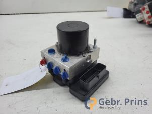 Gebruikte ABS Pomp Fiat 500C (312) 1.0 Hybrid Prijs € 125,00 Margeregeling aangeboden door Autorec. Gebr. Prins b.v.