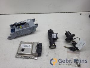 Gebruikte Kontaktslot + computer Fiat 500C (312) 1.0 Hybrid Prijs € 400,00 Margeregeling aangeboden door Autorec. Gebr. Prins b.v.