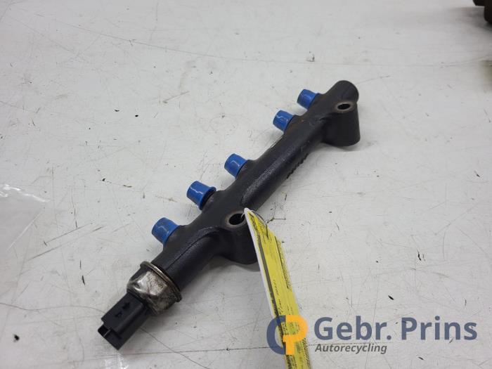 Gebruikte Verstuiver brug Citroen Berlingo 1.6 Hdi 75 Prijs € 60,50 Inclusief btw aangeboden door Autorec. Gebr. Prins b.v.