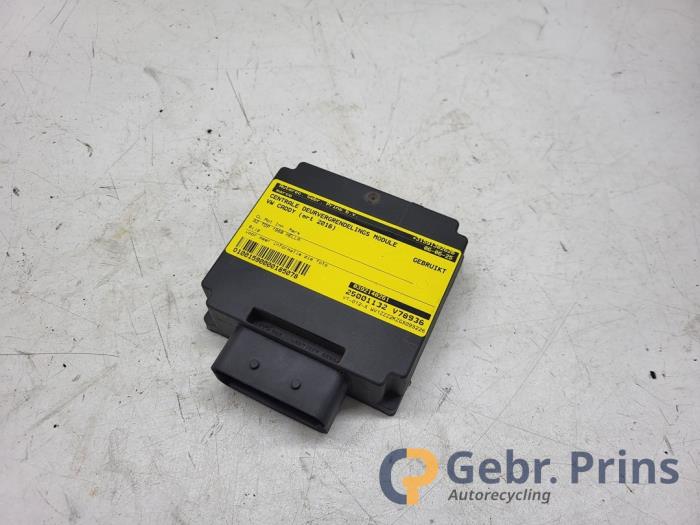 Gebruikte Module Centrale Deurvergrendeling Volkswagen Caddy IV 2.0 TDI 102 Prijs € 12,10 Inclusief btw aangeboden door Autorec. Gebr. Prins b.v.