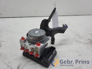 Gebruikte ABS Pomp Mazda 2 (DJ/DL) 1.5 SkyActiv-G 90 Prijs € 150,00 Margeregeling aangeboden door Autorec. Gebr. Prins b.v.