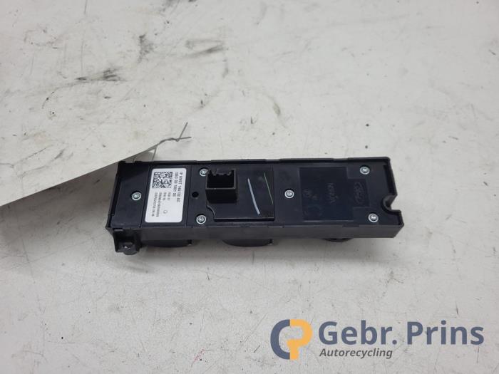 Elektrisch Raam Schakelaar van een Ford Kuga I 2.5t AWD 20V 2009