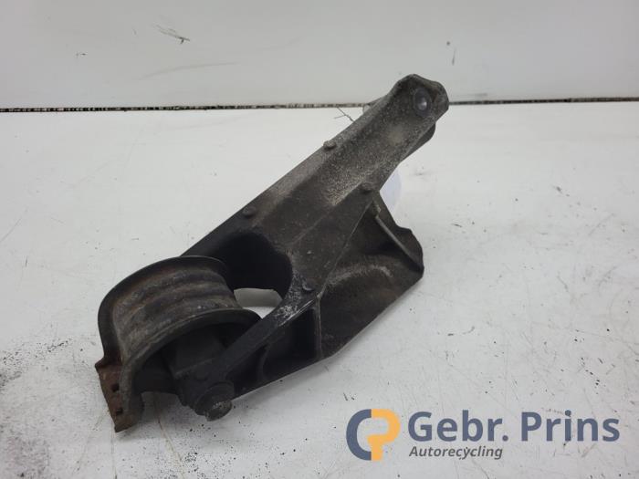 Gebruikte Motorsteun Volkswagen Transporter/Caravelle T5 2.0 TDI DRF Prijs € 30,25 Inclusief btw aangeboden door Autorec. Gebr. Prins b.v.
