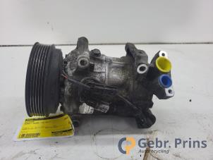 Gebruikte Pomp Airco Renault Megane IV Estate (RFBK) 1.5 Energy dCi 110 Prijs € 100,00 Margeregeling aangeboden door Autorec. Gebr. Prins b.v.