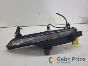 Gebruikte Clignoteur rechts Renault Megane IV Estate (RFBK) 1.5 Energy dCi 110 Prijs € 35,00 Margeregeling aangeboden door Autorec. Gebr. Prins b.v.