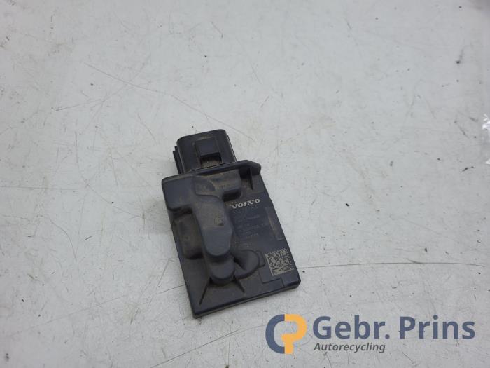 Gebruikte Brandstofpomp module Volvo S60 III (ZS) 2.0 T5 16V Prijs € 40,00 Margeregeling aangeboden door Autorec. Gebr. Prins b.v.