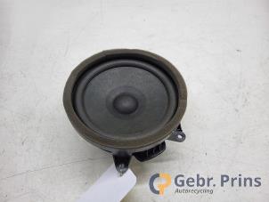 Gebruikte Speaker Volvo S60 III (ZS) 2.0 T5 16V Prijs € 30,00 Margeregeling aangeboden door Autorec. Gebr. Prins b.v.