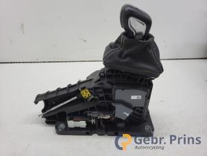 Gebruikte Versnellingspook Volvo S60 III (ZS) 2.0 T5 16V Prijs € 150,00 Margeregeling aangeboden door Autorec. Gebr. Prins b.v.