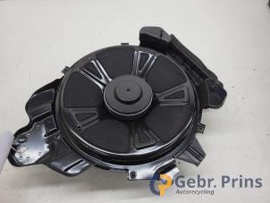 Gebruikte Subwoofer Volvo S60 III (ZS) 2.0 T5 16V Prijs € 125,00 Margeregeling aangeboden door Autorec. Gebr. Prins b.v.