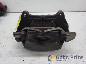 Gebruikte Remklauw (Tang) rechts-voor Volvo S60 III (ZS) 2.0 T5 16V Prijs € 150,00 Margeregeling aangeboden door Autorec. Gebr. Prins b.v.