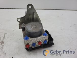 Gebruikte ABS Pomp Fiat 500 (312) 0.9 TwinAir 85 Prijs € 40,00 Margeregeling aangeboden door Autorec. Gebr. Prins b.v.