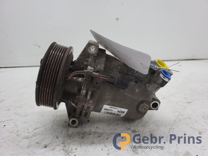 Gebruikte Pomp Airco Dacia Lodgy (JS/SD0J) 1.3 TCE 130 16V Prijs € 100,00 Margeregeling aangeboden door Autorec. Gebr. Prins b.v.