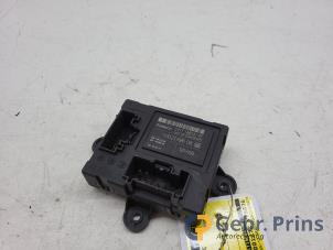 Gebruikte Deur module Ford Fiesta 6 (JA8) 1.0 EcoBoost 12V 100 Prijs € 25,00 Margeregeling aangeboden door Autorec. Gebr. Prins b.v.