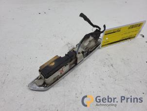 Gebruikte Pinker rechts BMW 5 serie (F10) 528i 16V Prijs € 40,00 Margeregeling aangeboden door Autorec. Gebr. Prins b.v.