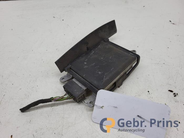 Gebruikte Dode hoek sensor BMW 5 serie (F10) 528i 16V Prijs € 60,00 Margeregeling aangeboden door Autorec. Gebr. Prins b.v.