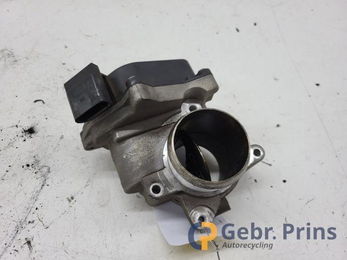 Gebruikte Gasklephuis Volkswagen Golf VI Variant (AJ5/1KA) 1.6 TDI 16V 105 Prijs € 35,00 Margeregeling aangeboden door Autorec. Gebr. Prins b.v.