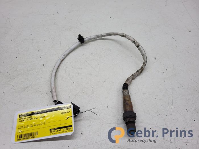 Gebruikte Lambda Sonde Suzuki Vitara (LY/MY) 1.6 16V VVT Prijs € 25,00 Margeregeling aangeboden door Autorec. Gebr. Prins b.v.