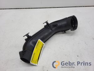 Gebruikte Luchtinlaat slang Audi A1 Sportback (8XA/8XF) 1.2 TFSI Prijs € 20,00 Margeregeling aangeboden door Autorec. Gebr. Prins b.v.