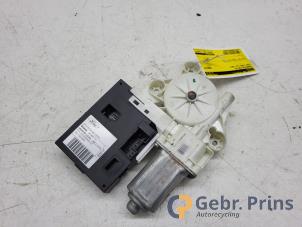 Gebruikte Raammotor Portier Ford Focus C-Max 1.6 16V Prijs € 15,00 Margeregeling aangeboden door Autorec. Gebr. Prins b.v.