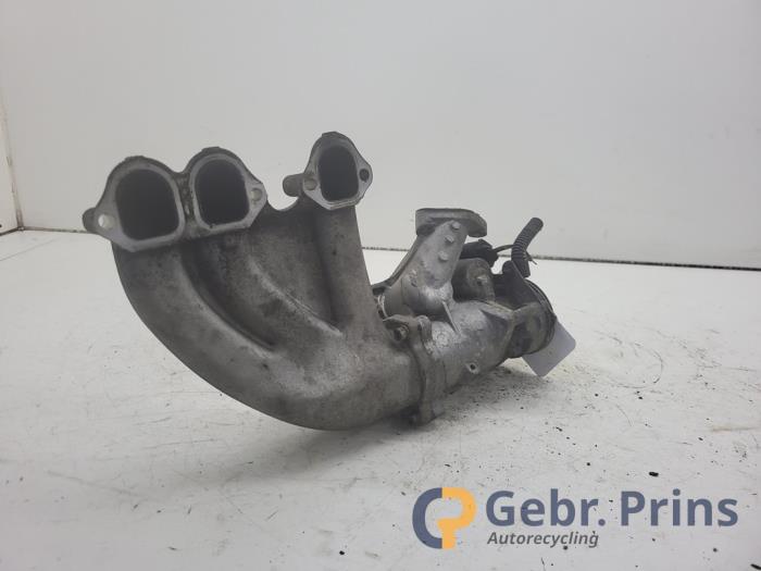 Gebruikte Spruitstuk Inlaat Volkswagen Polo IV (9N1/2/3) 1.4 TDI 70 Prijs € 50,00 Margeregeling aangeboden door Autorec. Gebr. Prins b.v.