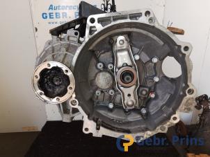Gebruikte Versnellingsbak Volkswagen Eos (1F7/F8) 2.0 FSI 16V Prijs € 250,00 Margeregeling aangeboden door Autorec. Gebr. Prins b.v.