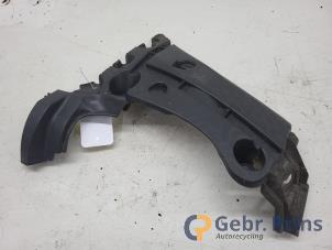 Gebruikte Bumpersteun rechts-achter Mercedes Citan (415.6) 1.5 109 CDI Prijs € 24,20 Inclusief btw aangeboden door Autorec. Gebr. Prins b.v.