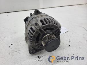 Gebruikte Dynamo Renault Twingo II (CN) 1.5 dCi 90 FAP Prijs € 35,00 Margeregeling aangeboden door Autorec. Gebr. Prins b.v.