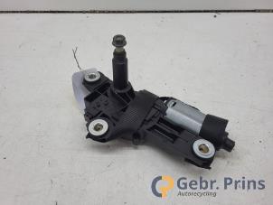 Gebruikte Ruitenwissermotor achter Volvo C30 (EK/MK) 2.0 16V Prijs € 30,00 Margeregeling aangeboden door Autorec. Gebr. Prins b.v.