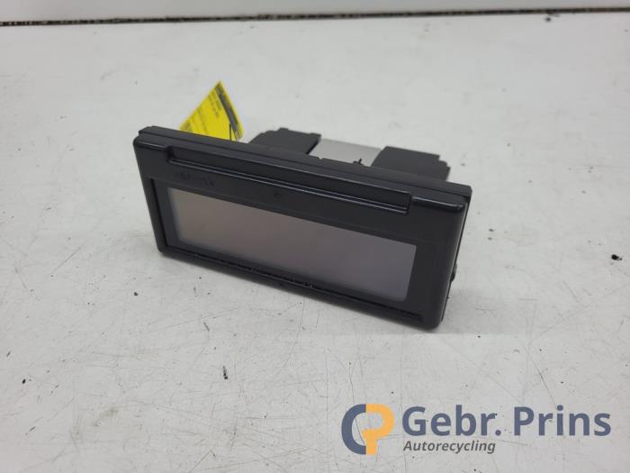 Gebruikte Display Interieur Volvo C30 (EK/MK) 2.0 16V Prijs € 25,00 Margeregeling aangeboden door Autorec. Gebr. Prins b.v.