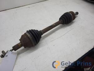 Gebruikte Homokineetas links-voor Volvo C30 (EK/MK) 2.0 16V Prijs € 35,00 Margeregeling aangeboden door Autorec. Gebr. Prins b.v.