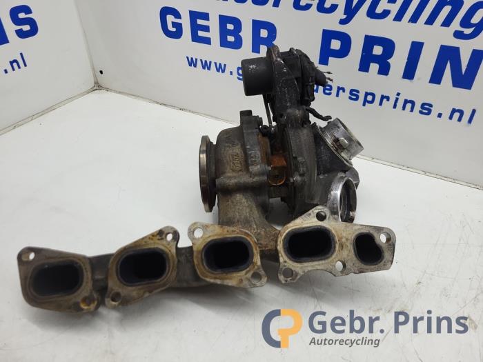 Turbo van een Volkswagen Golf VIII (CD1) 2.0 GTD 16V 2022