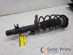 Gebruikte Mac Phersonpoot links-voor Citroen C3 (SC) 1.6 HDi 92 Prijs € 40,00 Margeregeling aangeboden door Autorec. Gebr. Prins b.v.