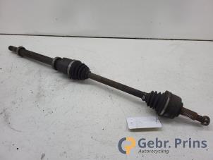 Gebruikte Aandrijfas rechts-voor Renault Megane III Grandtour (KZ) 1.5 dCi 110 Prijs € 50,00 Margeregeling aangeboden door Autorec. Gebr. Prins b.v.