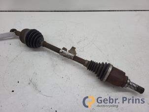 Gebruikte Aandrijfas links-voor Renault Megane III Grandtour (KZ) 1.5 dCi 110 Prijs € 50,00 Margeregeling aangeboden door Autorec. Gebr. Prins b.v.