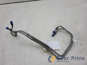 Gebruikte Oliedruk Leiding Tesla Model Y (5YJY) RWD Prijs € 50,00 Margeregeling aangeboden door Autorec. Gebr. Prins b.v.