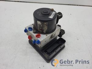 Gebruikte ABS Pomp Volkswagen Touran (1T1/T2) 2.0 TDI 16V 140 Prijs € 50,00 Margeregeling aangeboden door Autorec. Gebr. Prins b.v.
