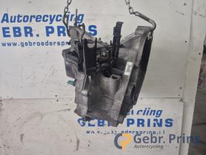 Gebruikte Versnellingsbak Nissan Micra (K12) 1.2 16V Prijs € 150,00 Margeregeling aangeboden door Autorec. Gebr. Prins b.v.