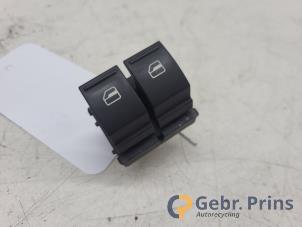 Gebruikte Ruit schakelaar elektrisch Seat Ibiza IV (6J5) 1.2 12V Prijs € 20,00 Margeregeling aangeboden door Autorec. Gebr. Prins b.v.