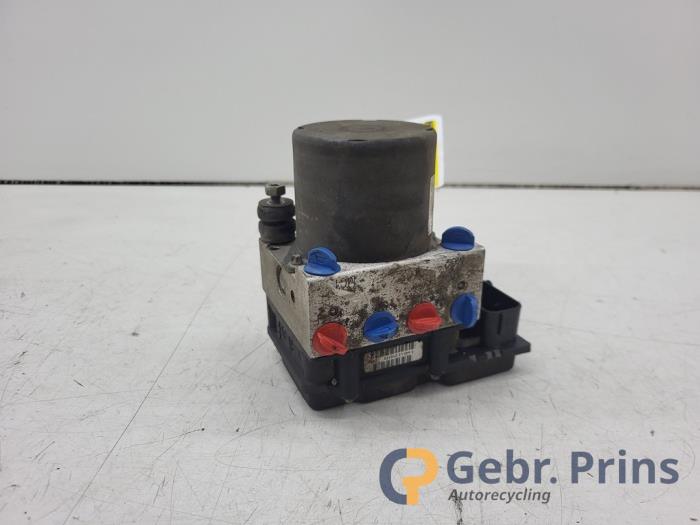 Gebruikte ABS Pomp Citroen Jumper (U9) 2.2 HDi 120 Prijs € 181,50 Inclusief btw aangeboden door Autorec. Gebr. Prins b.v.