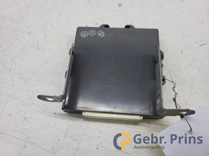 Gebruikte Computer Cruise Control Toyota Prius (NHW20) 1.5 16V Prijs € 30,00 Margeregeling aangeboden door Autorec. Gebr. Prins b.v.