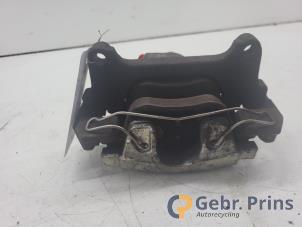 Gebruikte Remklauw (Tang) rechts-voor Audi A4 (B8) 1.8 TFSI 16V Prijs € 35,00 Margeregeling aangeboden door Autorec. Gebr. Prins b.v.