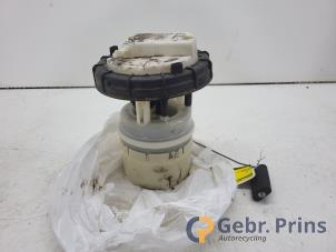 Gebruikte Brandstofpomp Elektrisch Peugeot 206 (2A/C/H/J/S) 1.4 XR,XS,XT,Gentry Prijs € 30,00 Margeregeling aangeboden door Autorec. Gebr. Prins b.v.